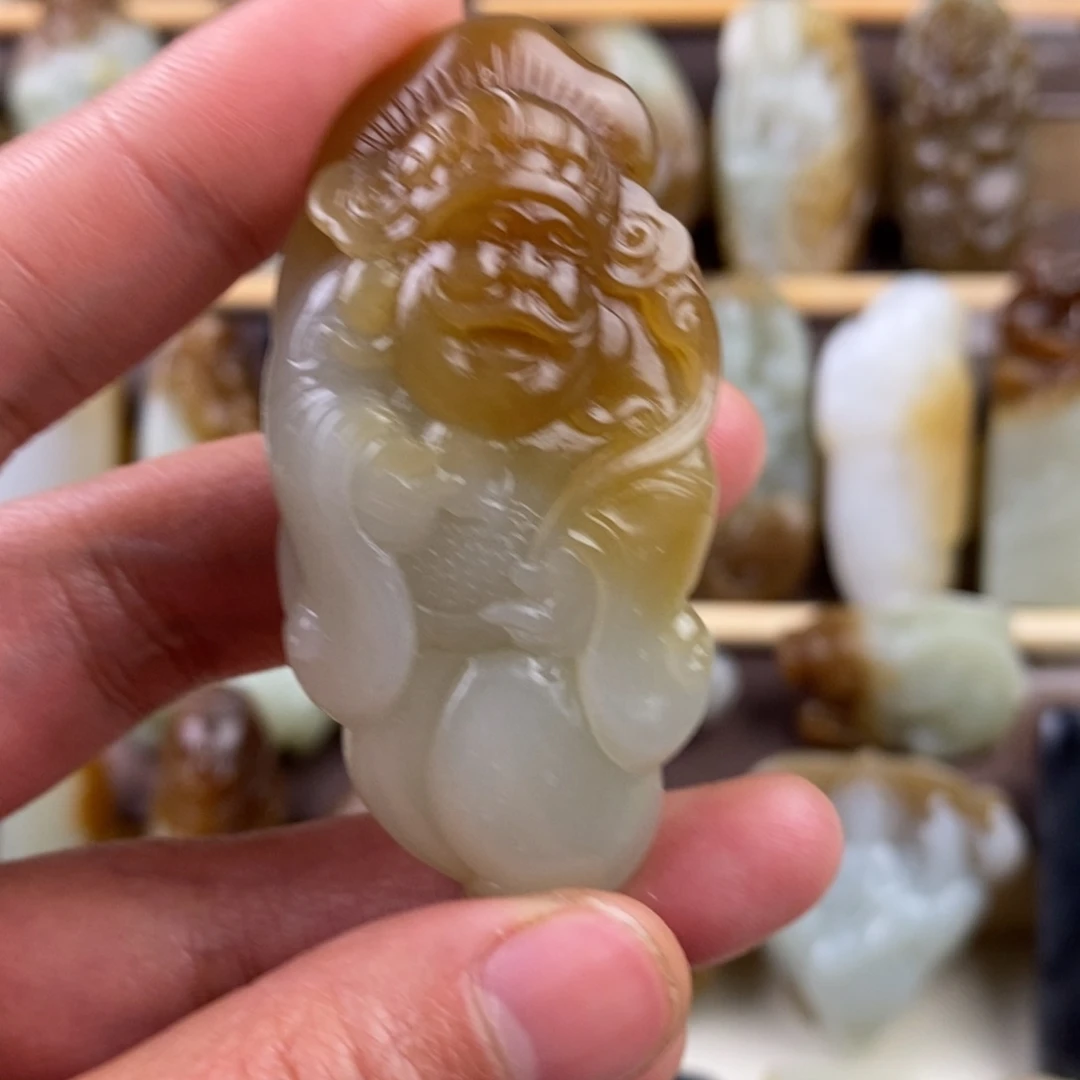 和田玉颈饰未镶嵌封*