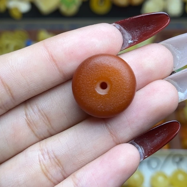 蜜蜡未镶嵌珠宝奇石老蜡鸡油红饼子