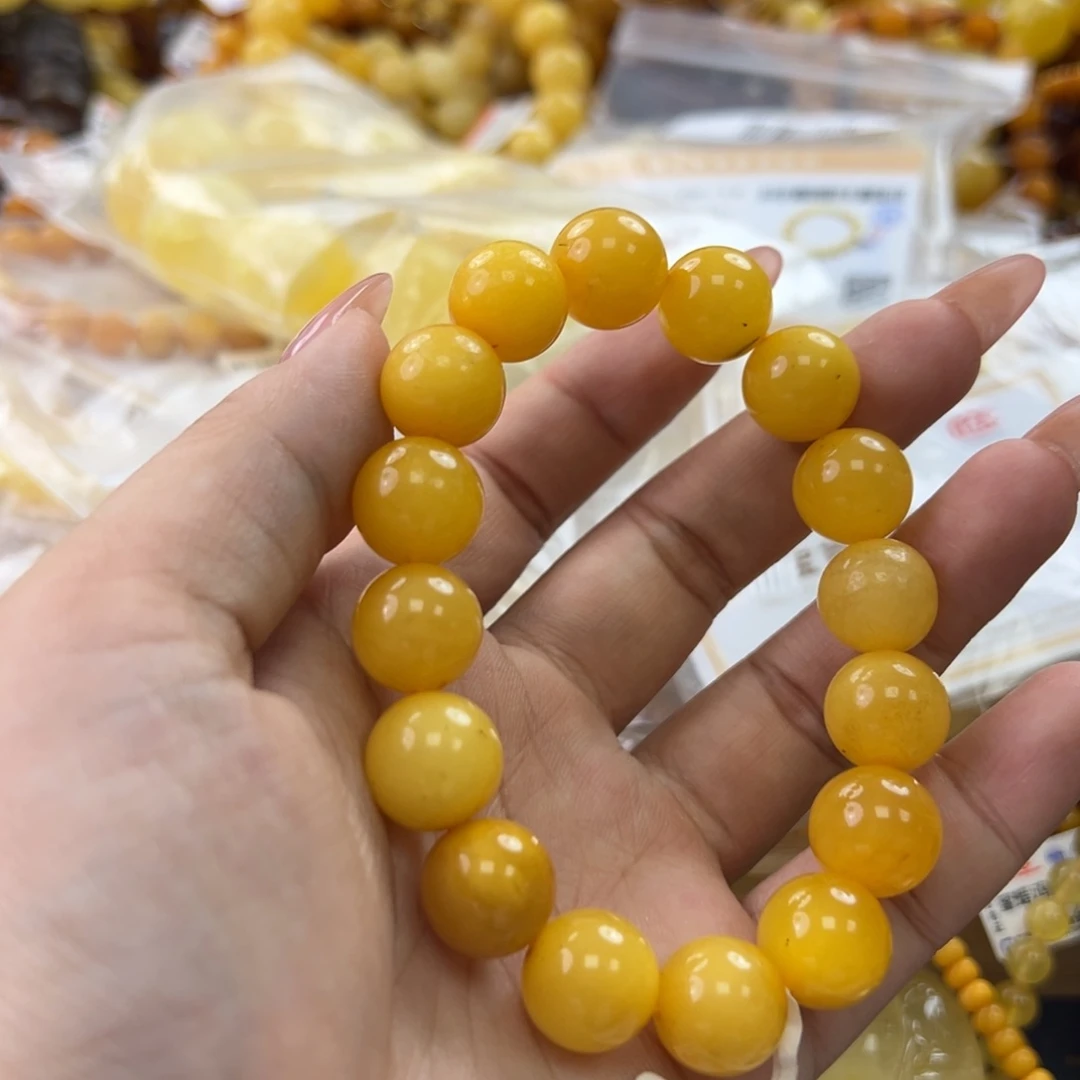 未镶嵌琥珀珠宝奇石