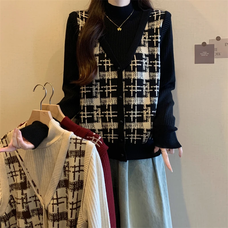 大码女半高领针织衫毛衣女新款宽松假两件针织上衣时尚内搭打底衫