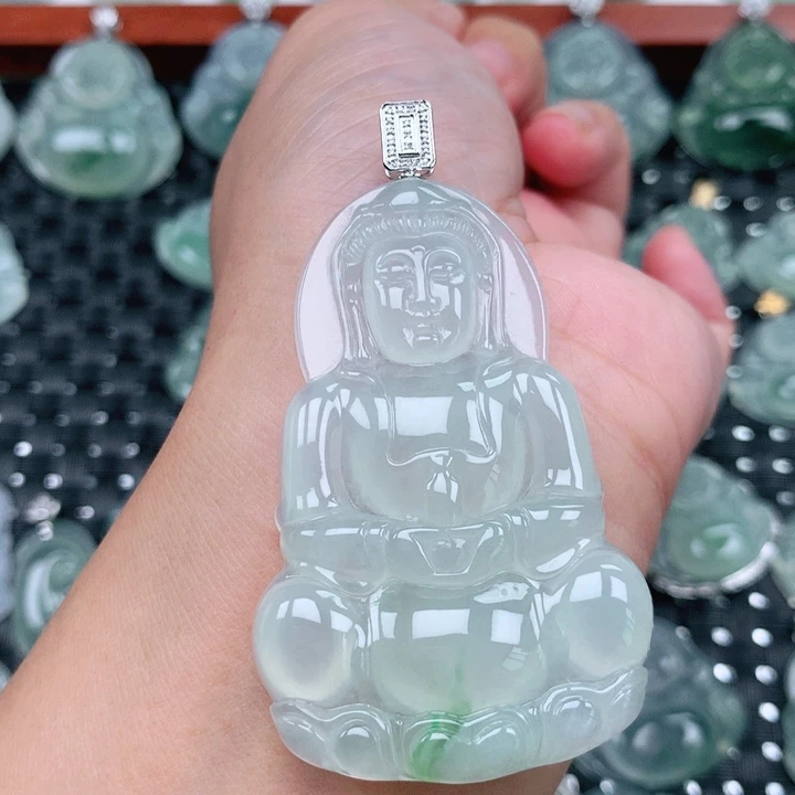 是***呢吊坠(不含链)18K金镶嵌翡翠