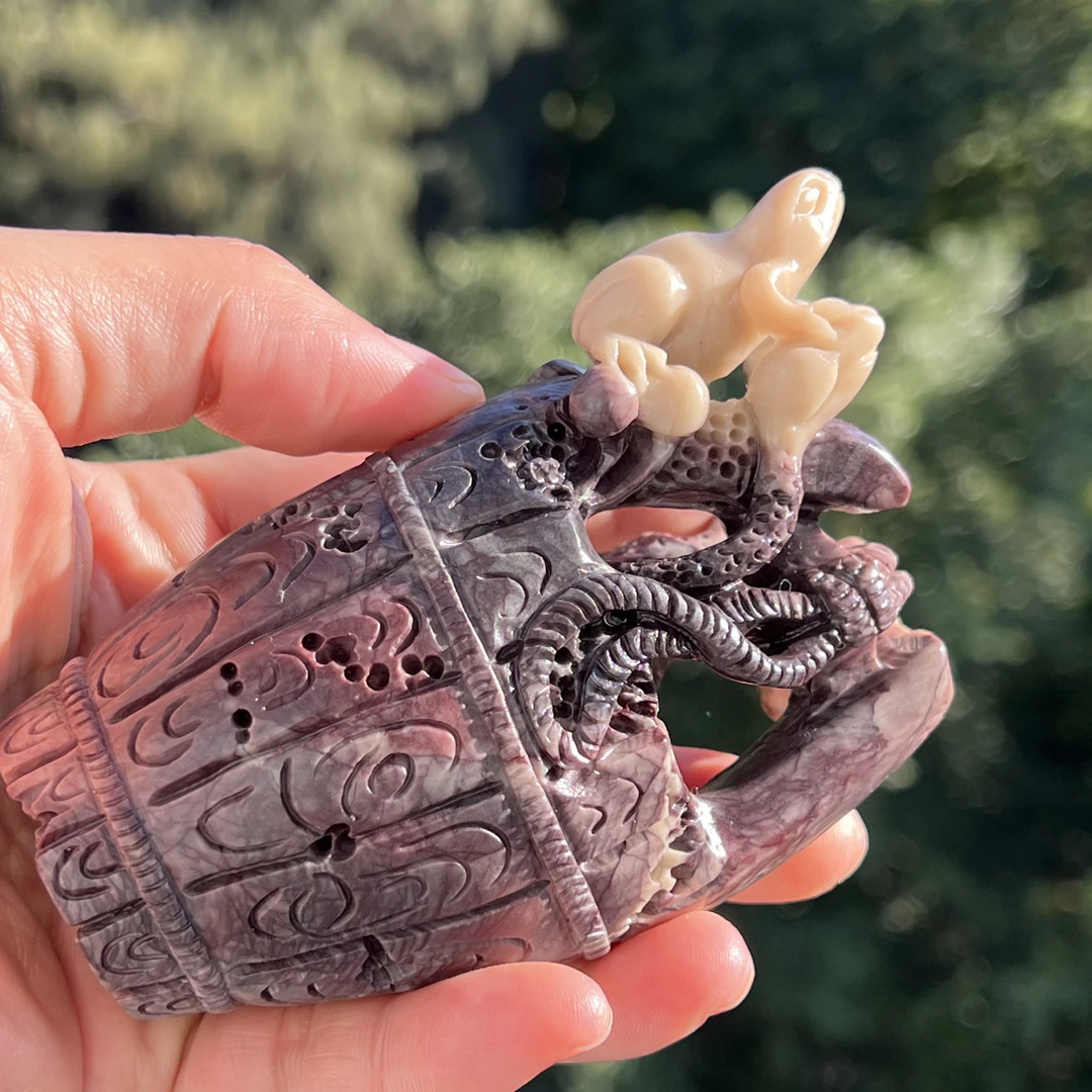 寿山石旗降石荷花竹筒尺寸10.7–7.0–4.3