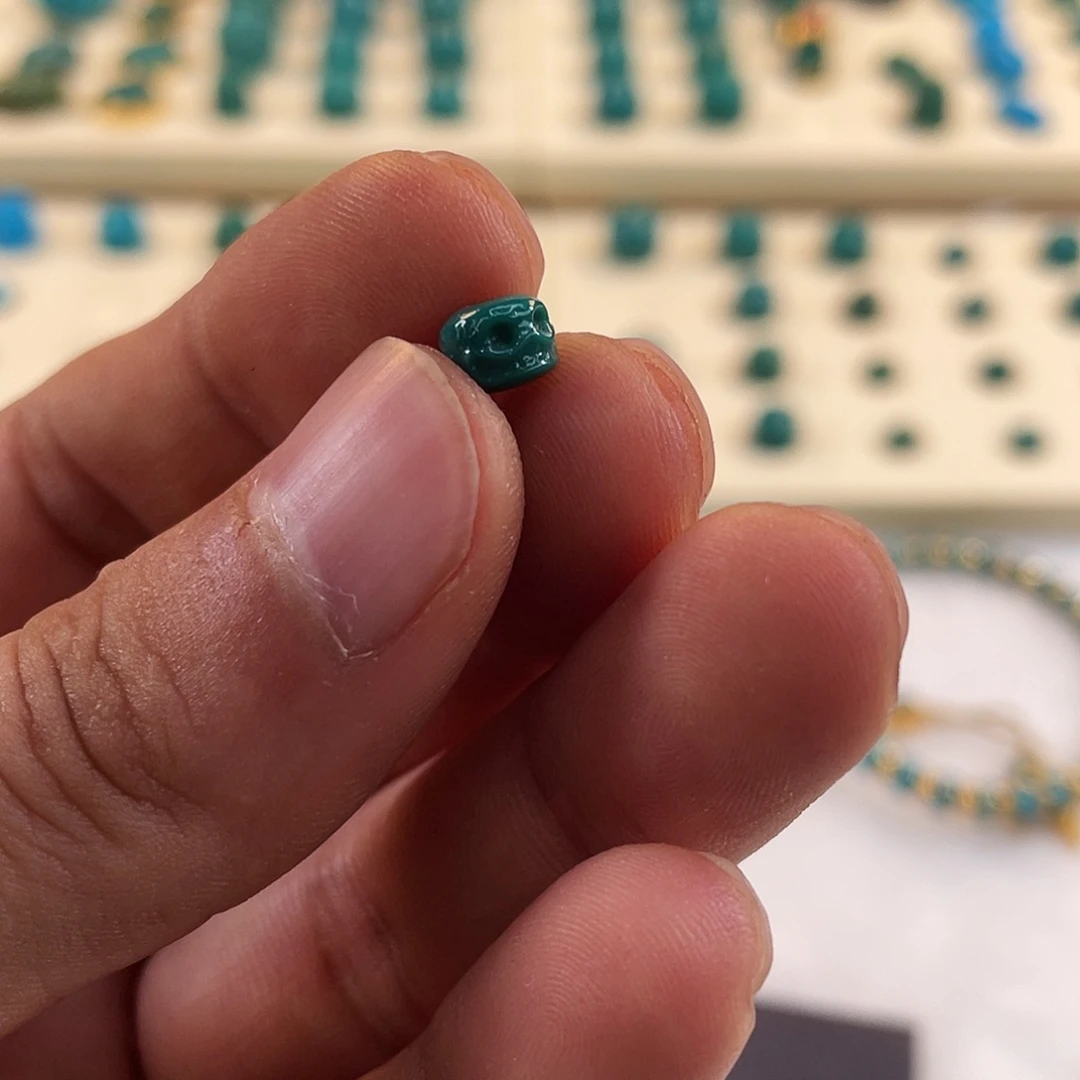 绿松石未镶嵌耳饰