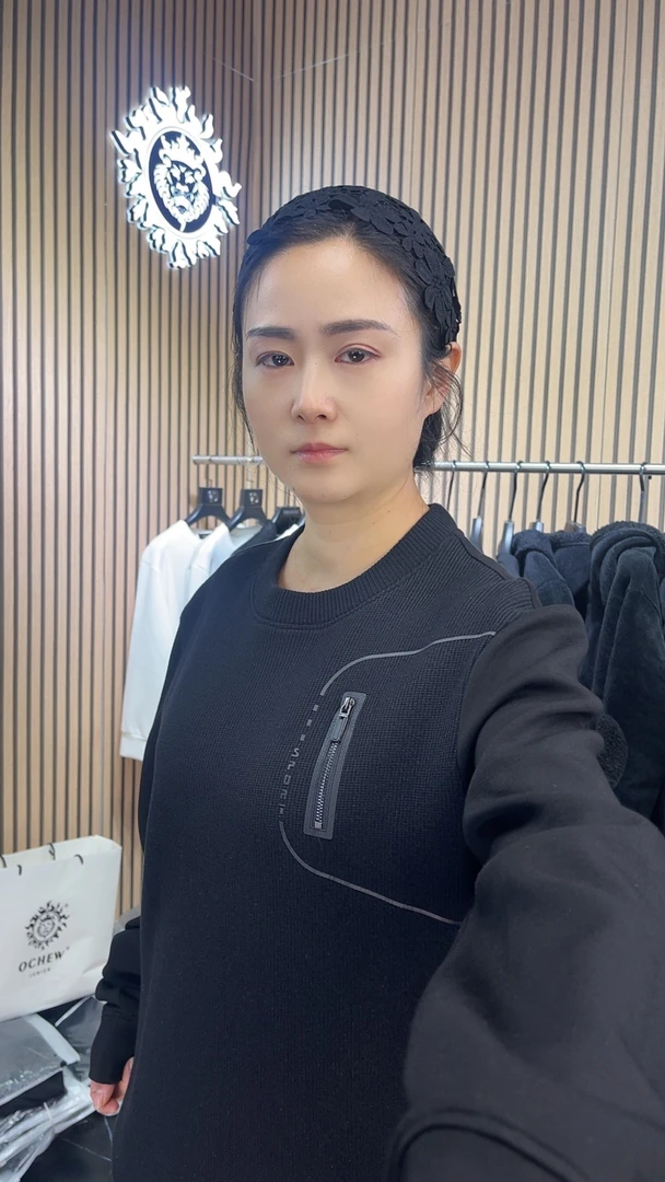 2025 秋季男士潮牌时尚圆领粗针拼接款长袖卫衣休闲百搭男款保暖