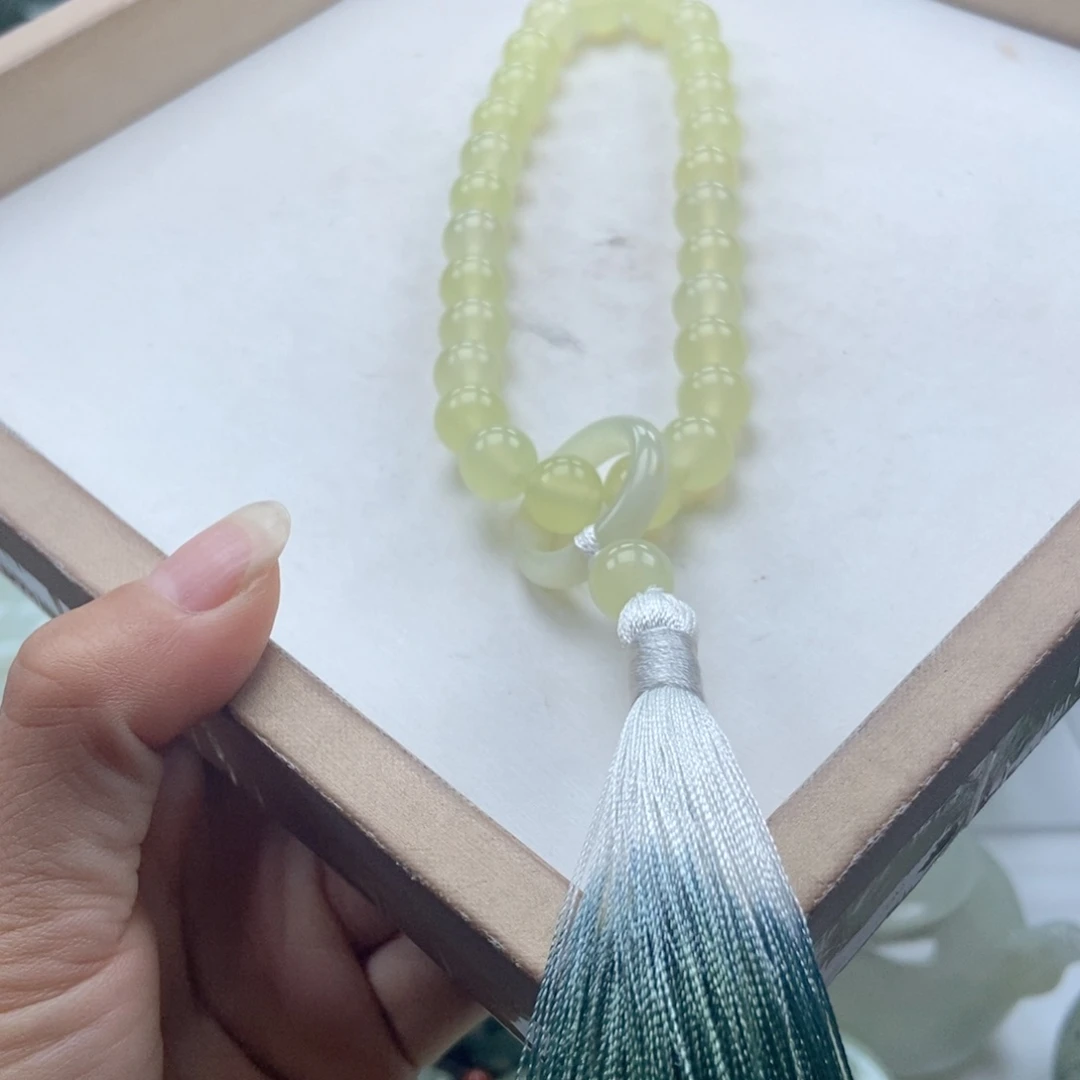 浮***屠蛇纹石玉未镶嵌手链
