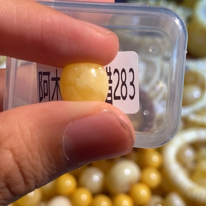 琥珀未镶嵌珠宝奇石283