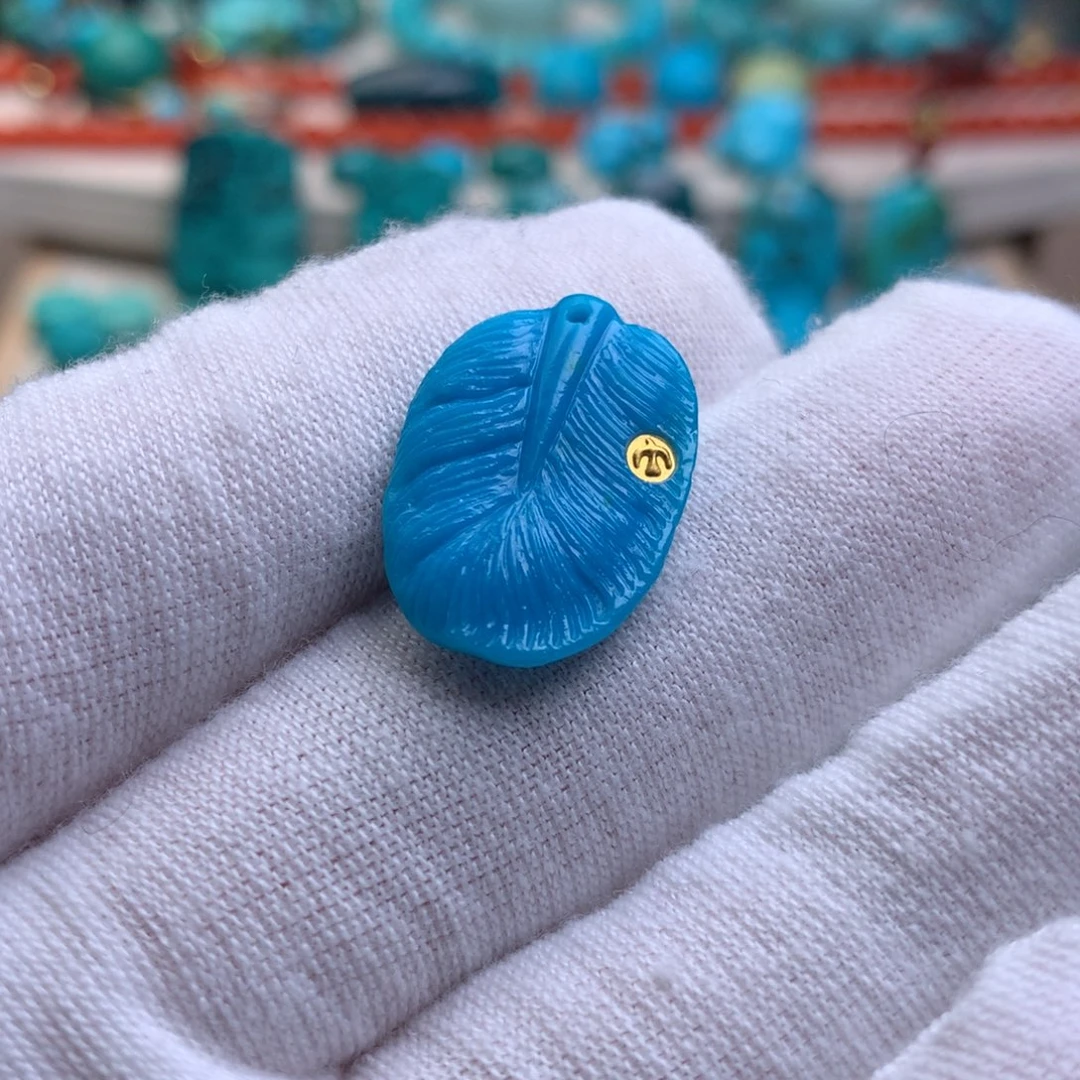 绿松石未镶嵌珠宝奇石