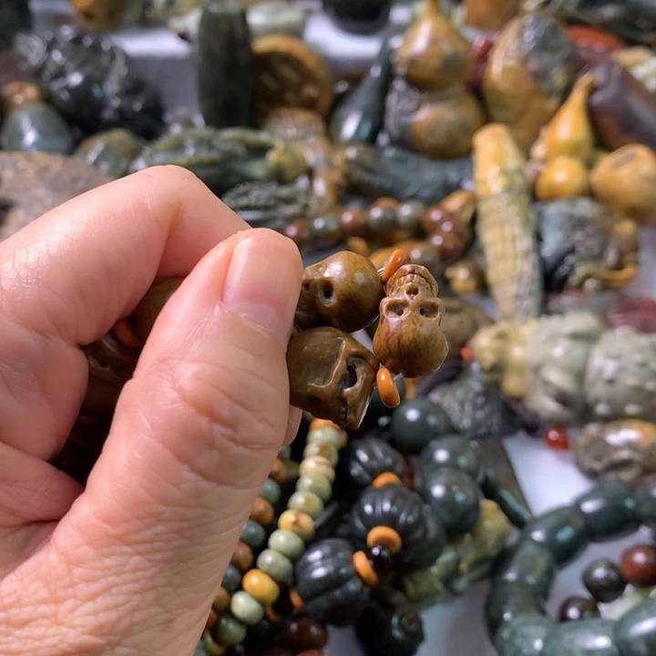 未镶嵌岫岩河磨玉（透闪石质玉）笔搁倩*姐