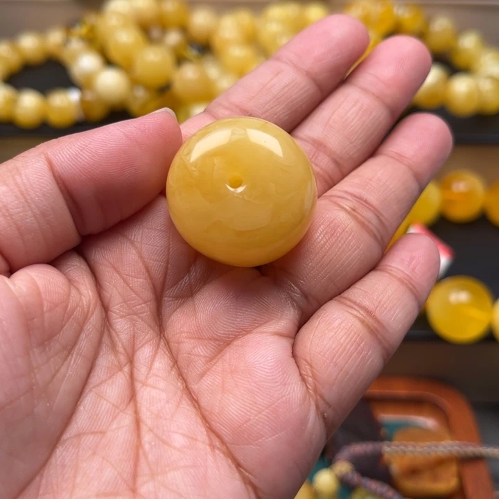 y***h琥珀未镶嵌珠宝奇石M166号妖花