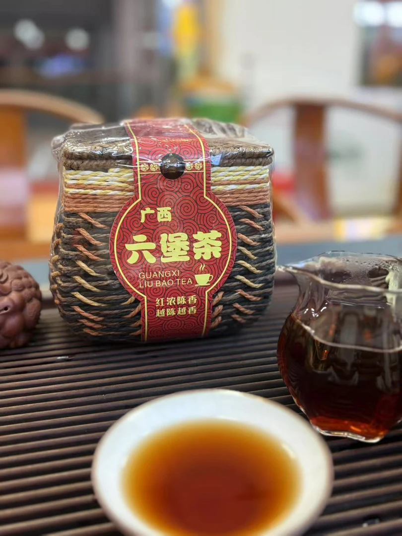 正宗广西梧州六堡茶陈熟茶黑茶送礼佳品