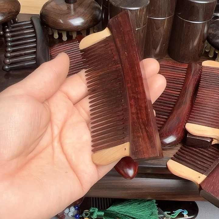 交趾黄檀（大红酸枝）檀木厚梳子梳子