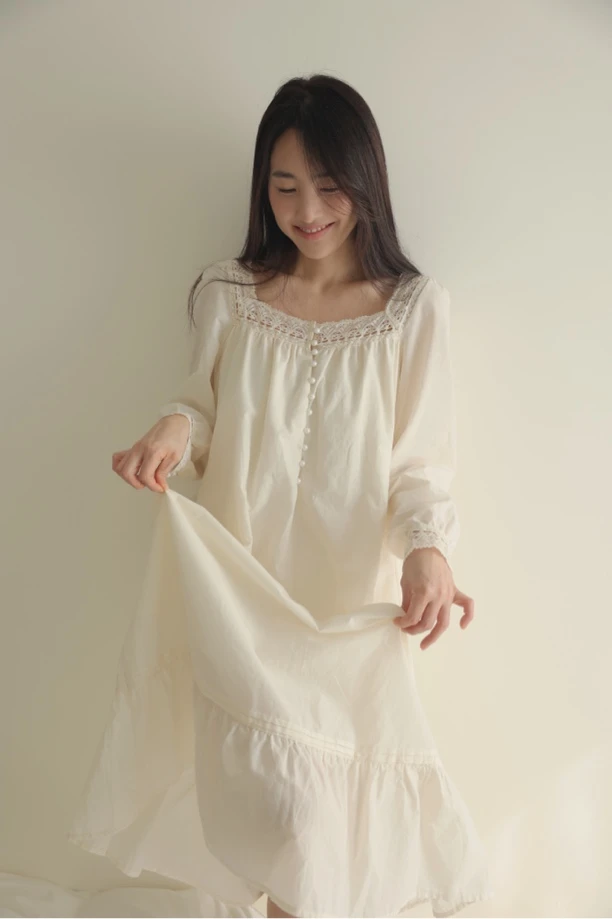 韩国pro品牌睡裙/纯色棉布款/新款睡裙/蕾丝边/货号189
