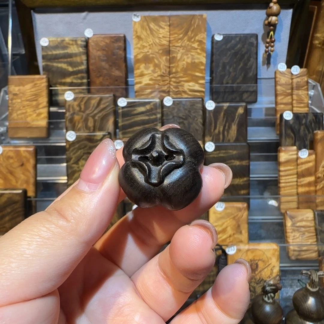 楠木（金丝楠）把件金丝楠木小叶桢楠