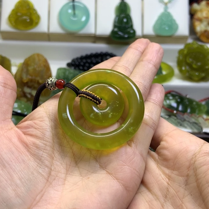 【闪购商品】未镶嵌蛇纹石玉颈饰