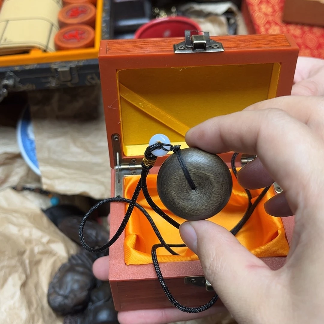 大叶紫檀（黑酸枝木类）