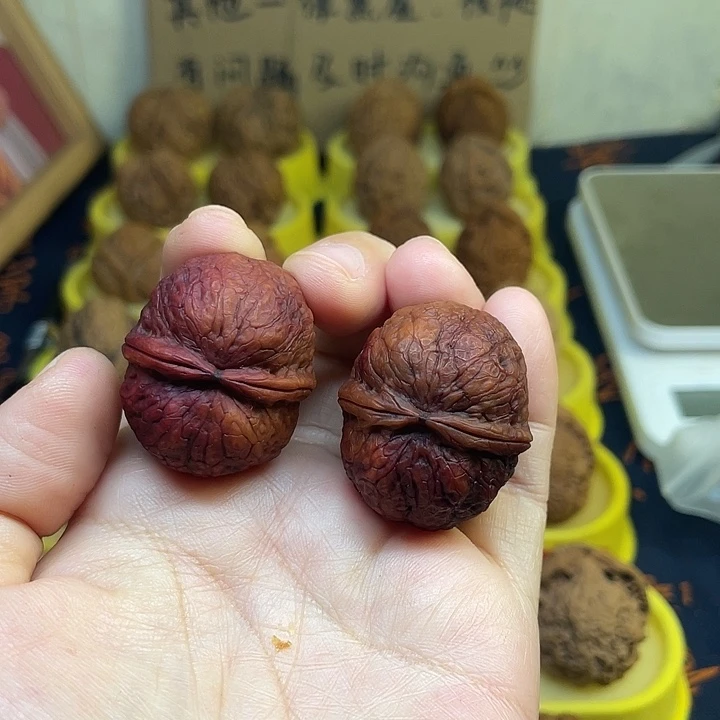文玩核桃把件1、七彩糖球34