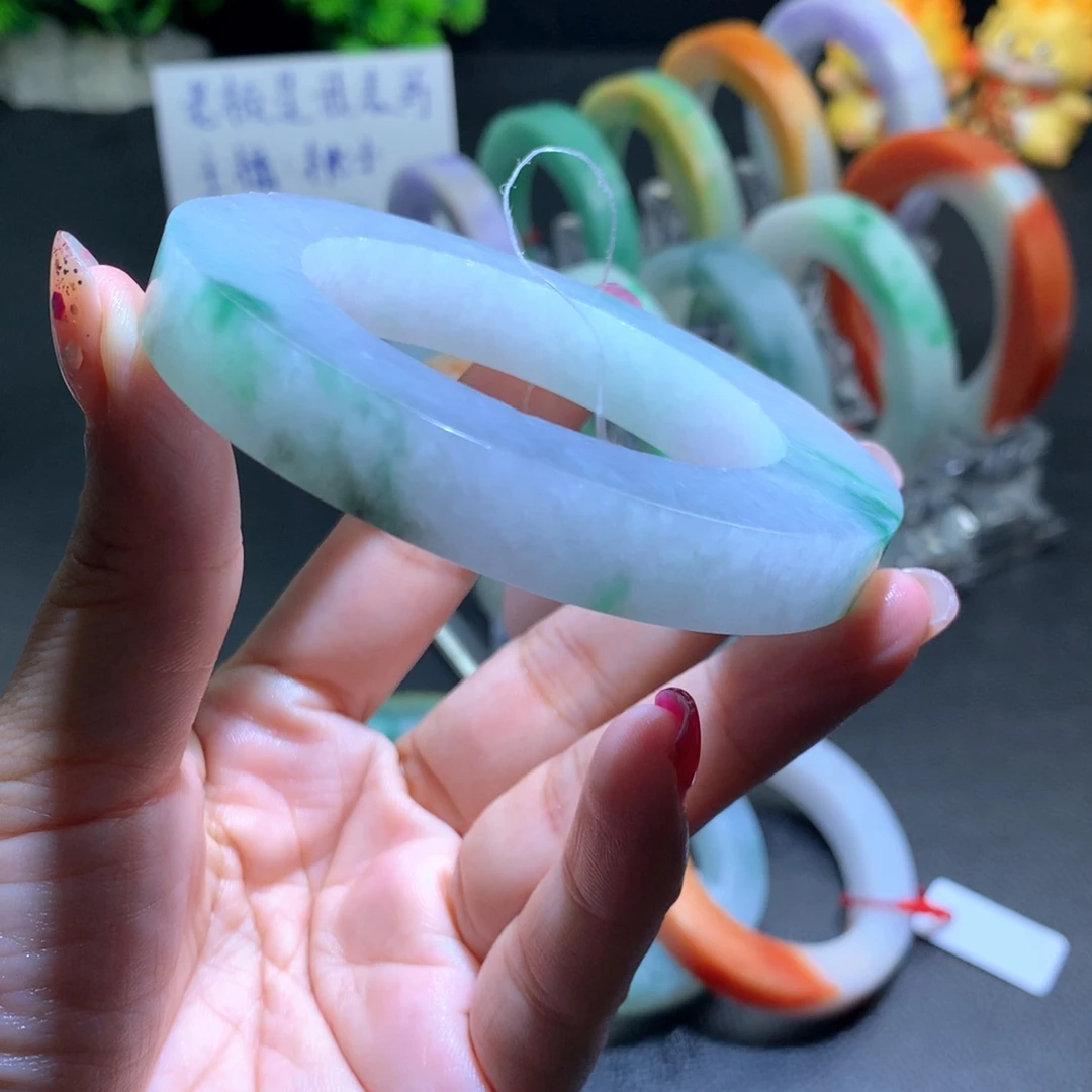 未镶嵌冰飘花定制翡翠