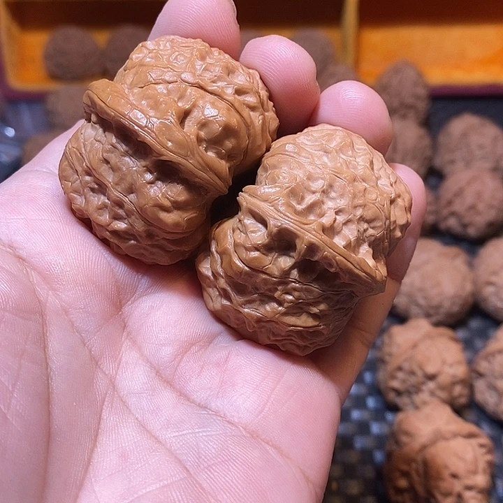 小***哥文玩核桃吊坠43尺，全品南瓜墩