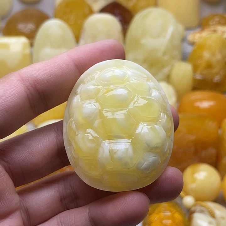 琥珀颈饰未镶嵌琥珀蜜蜡吊坠