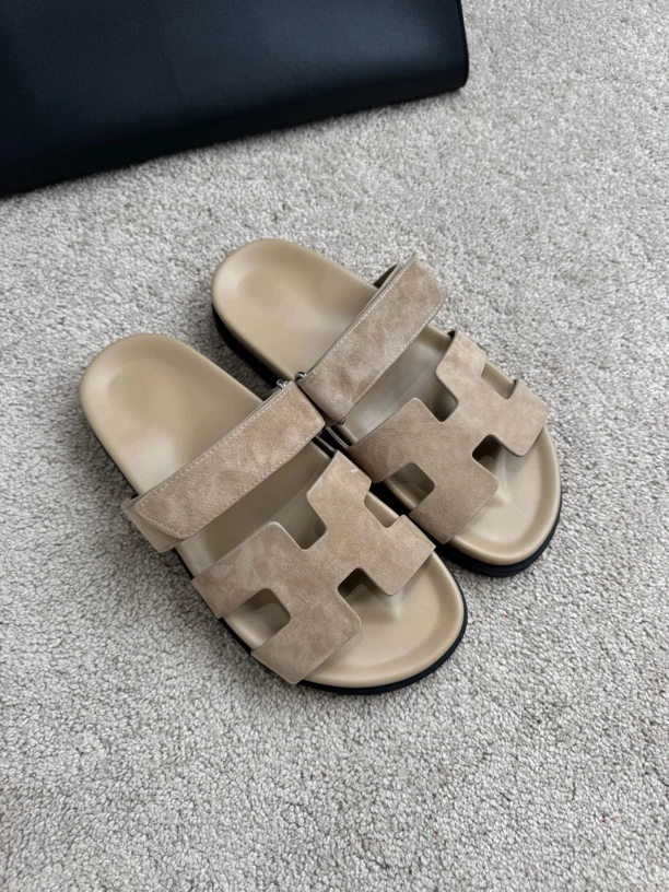 新配色羊反绒二舅拖魔术贴一字带拖鞋