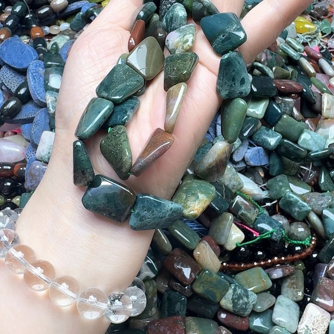 玛瑙/玉髓未镶嵌珠宝半成品一条13x17m水草扭形