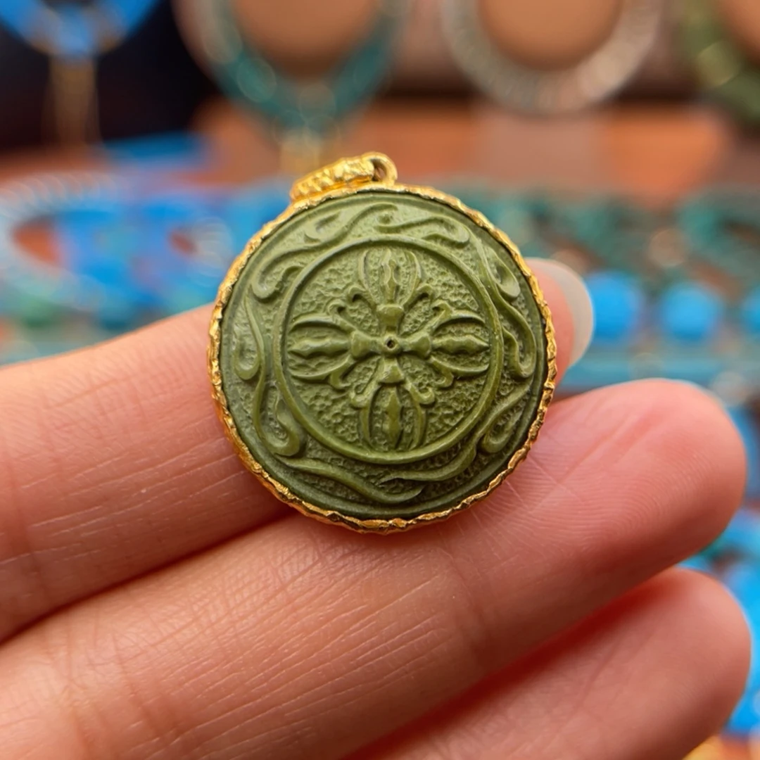 绿松石18K金镶嵌配饰