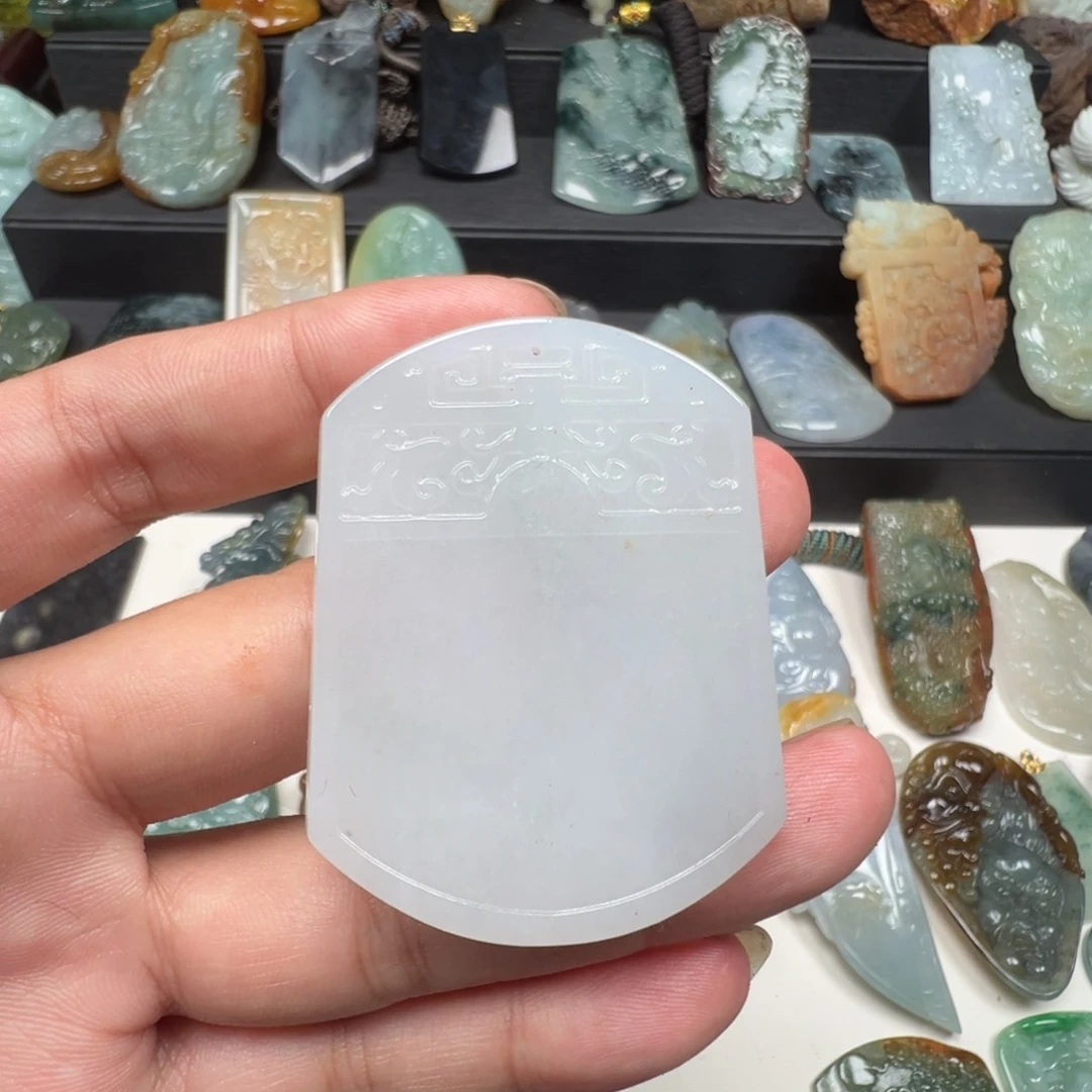 翡翠未镶嵌颈饰天然