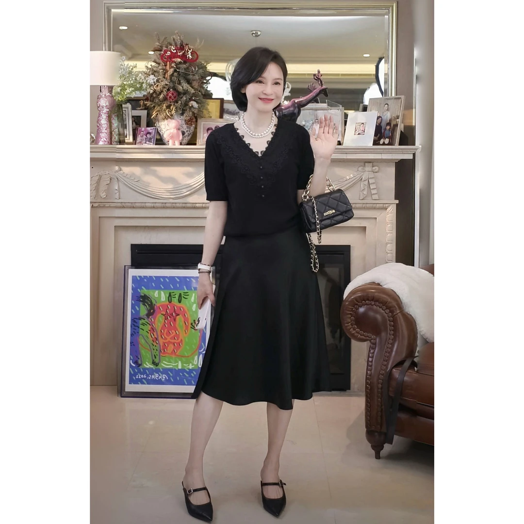 我是摩羯 花与爱丽丝短袖125支亚麻桑蚕丝新疆长绒棉秋18针织衫