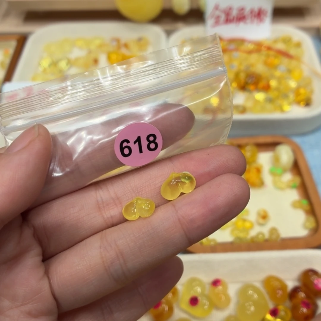 琥珀未镶嵌珠宝奇石