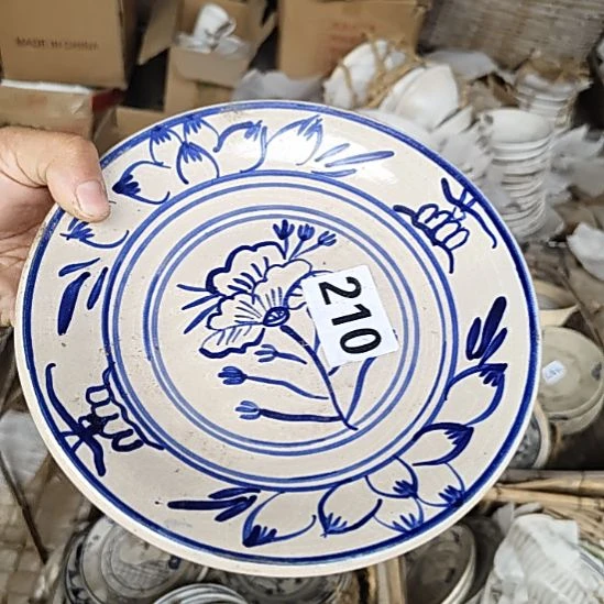 库存微瑕盘子一个瓷片