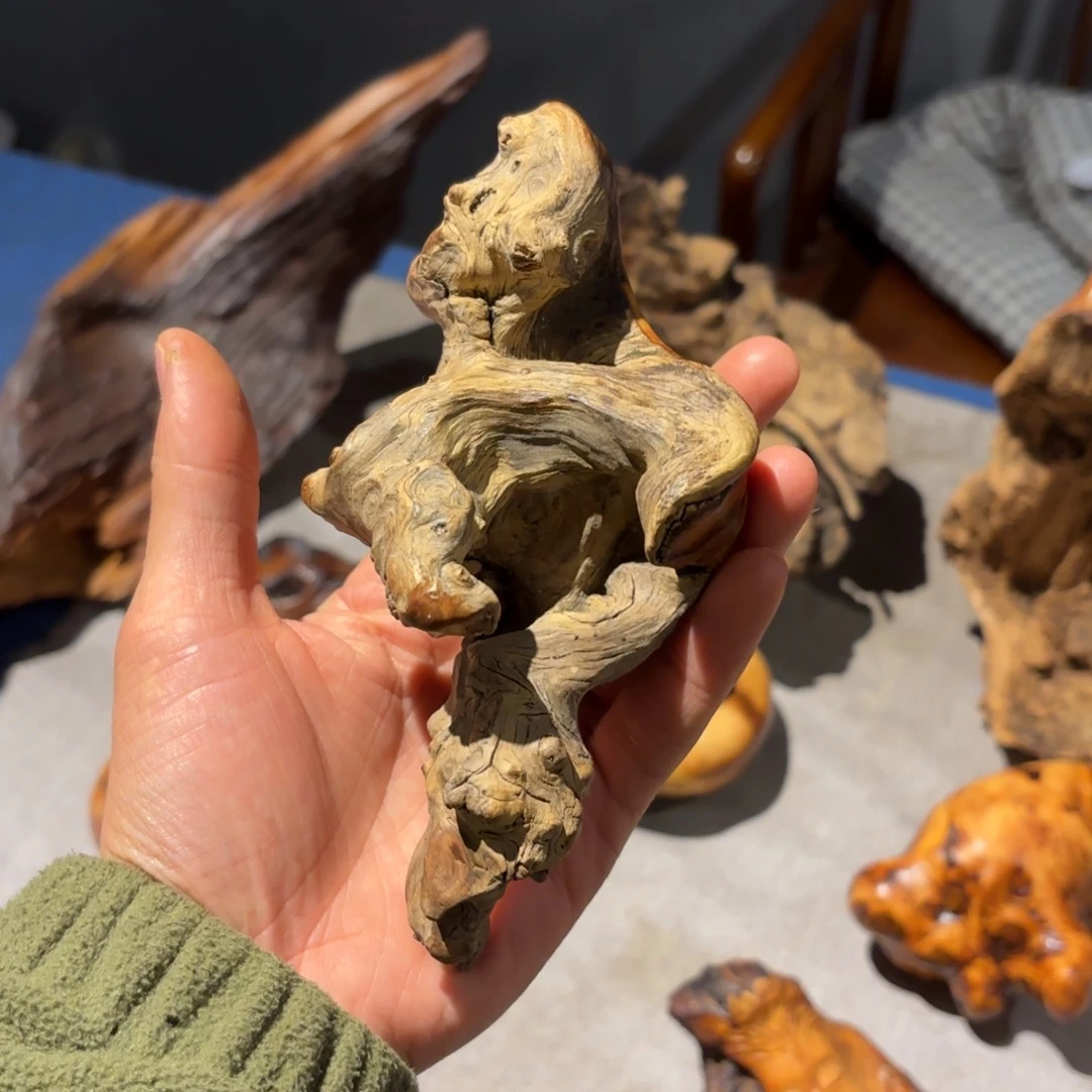 开****柏木（崖柏）77578867884788557