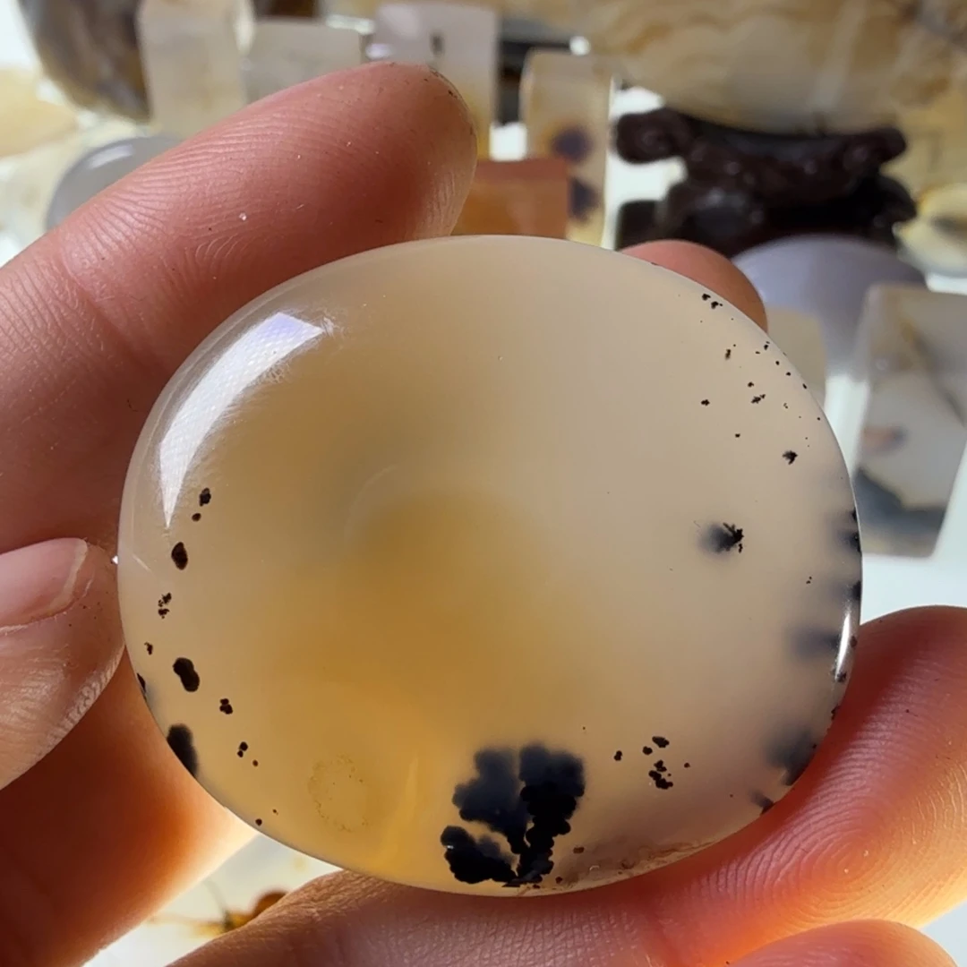 玛瑙/玉髓未镶嵌珠宝半成品