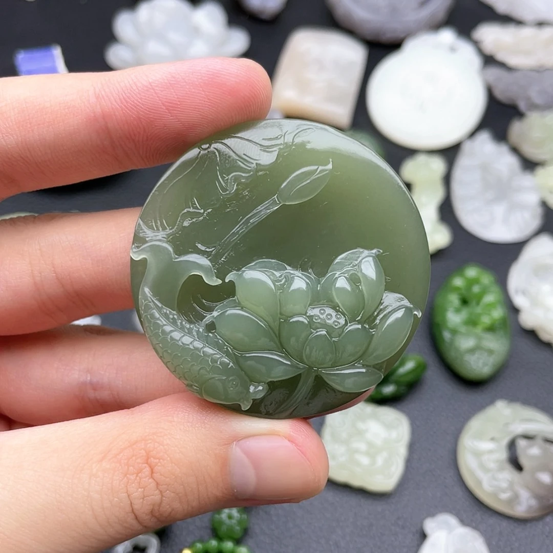 【闪购商品】颈饰未镶嵌和田玉