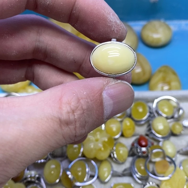 蜜蜡裸石银S925镶嵌戒指