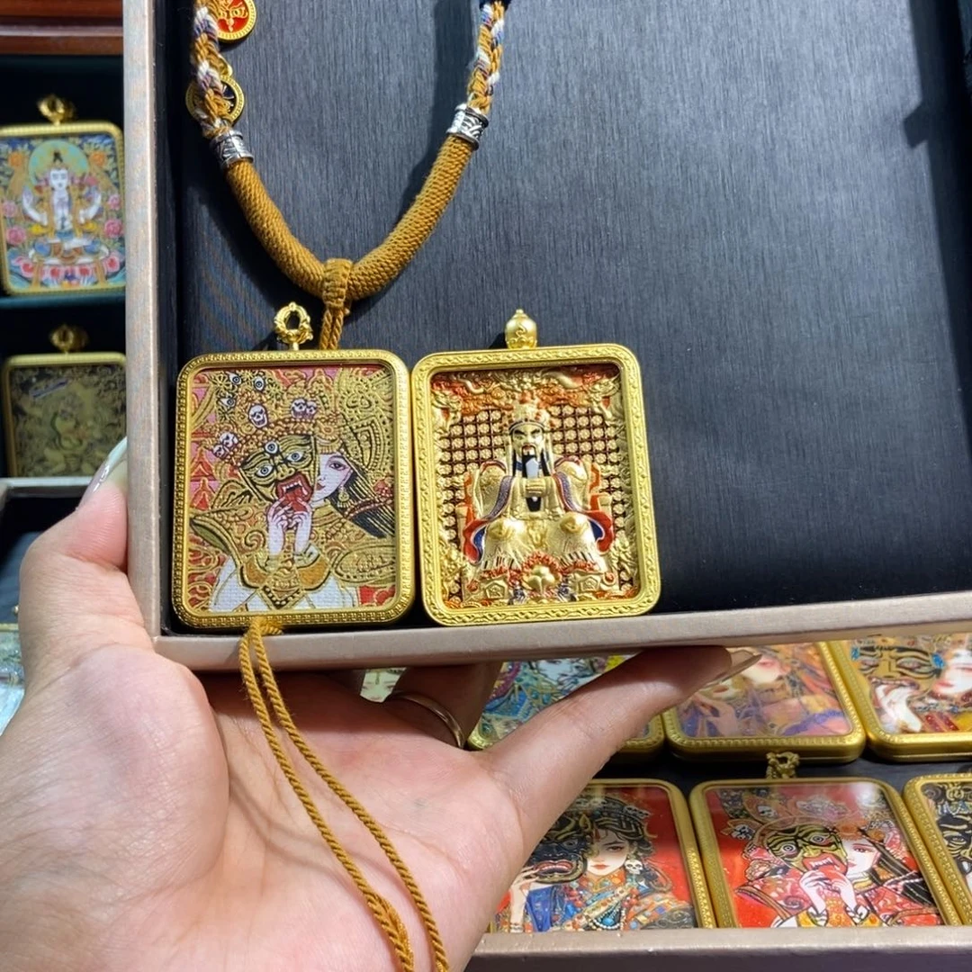 吊坠南****理美丽的唐卡漂亮结缘