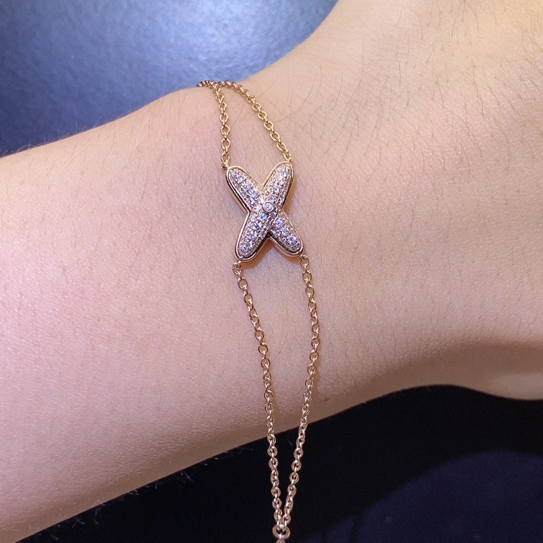 手链18K金镶嵌钻石曾*心交叉手链k玫