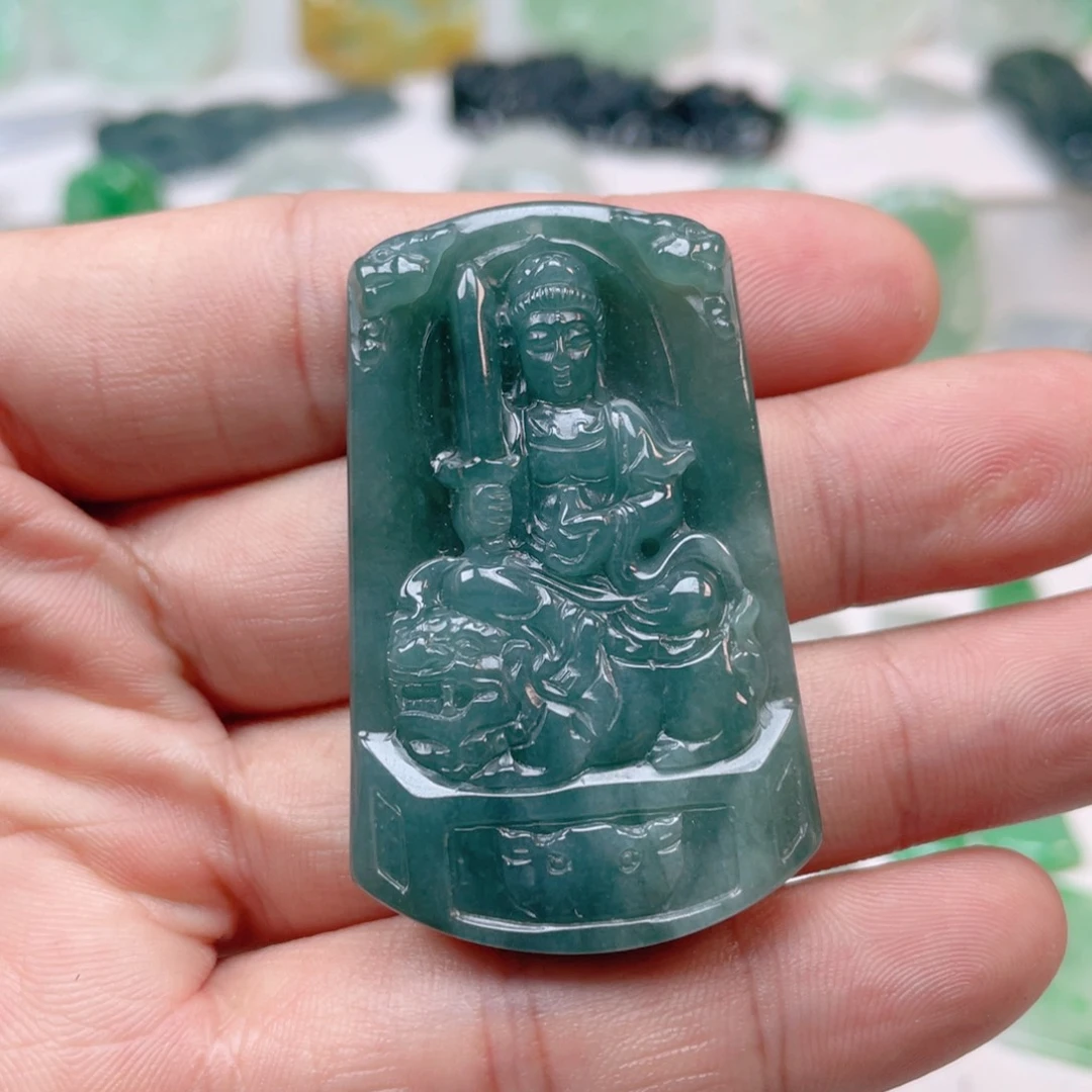 翡翠颈饰未镶嵌静**心文殊