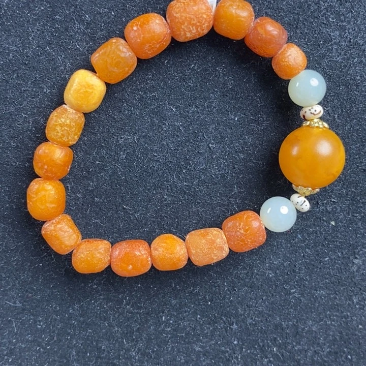 未镶嵌蜜蜡珠宝奇石