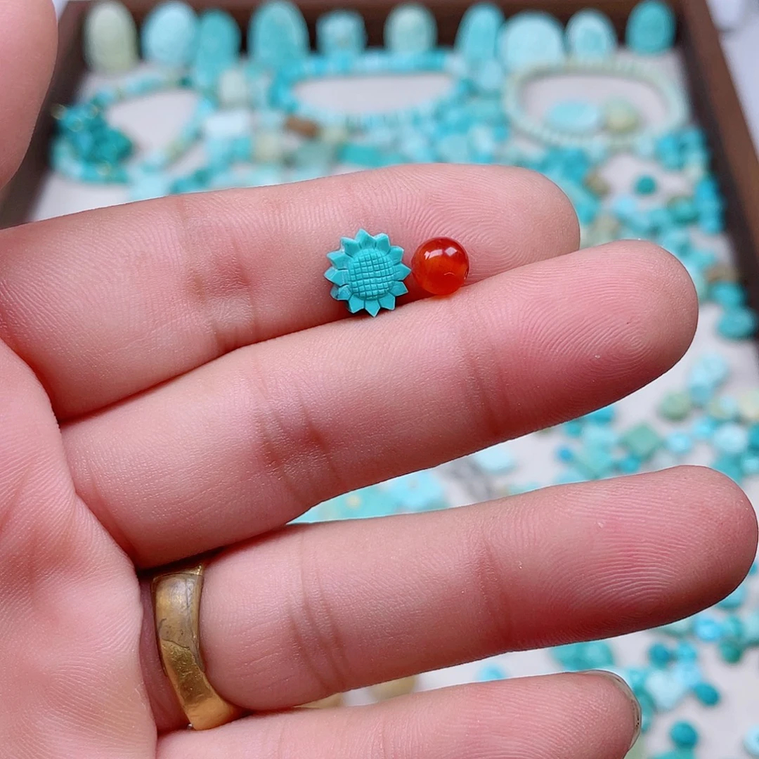 小***聪南红玛瑙未镶嵌颈饰379