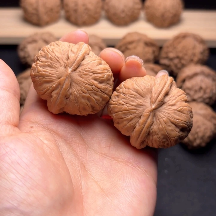 吊坠文玩核桃40元宝