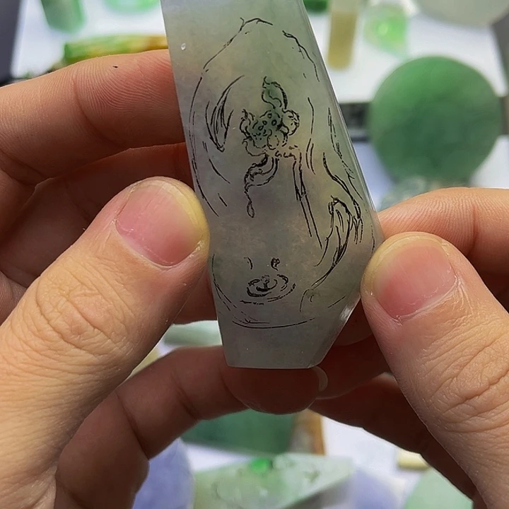 定制翡翠未镶嵌包工