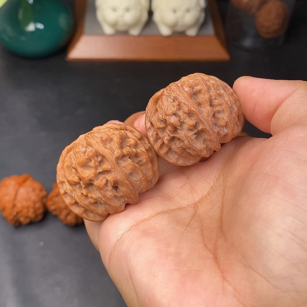 文玩核桃把件苹果全品37
