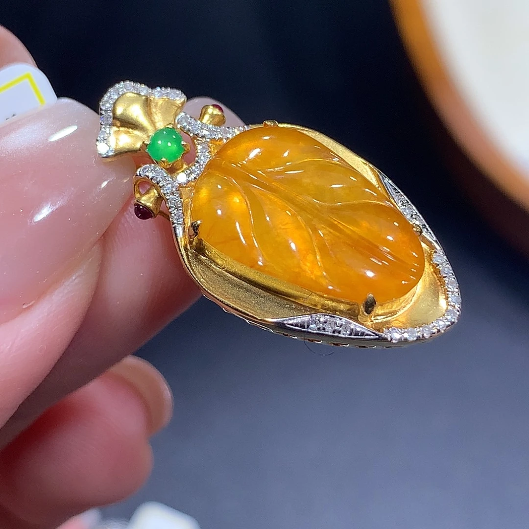 翡翠18K金镶嵌吊坠(不含链)