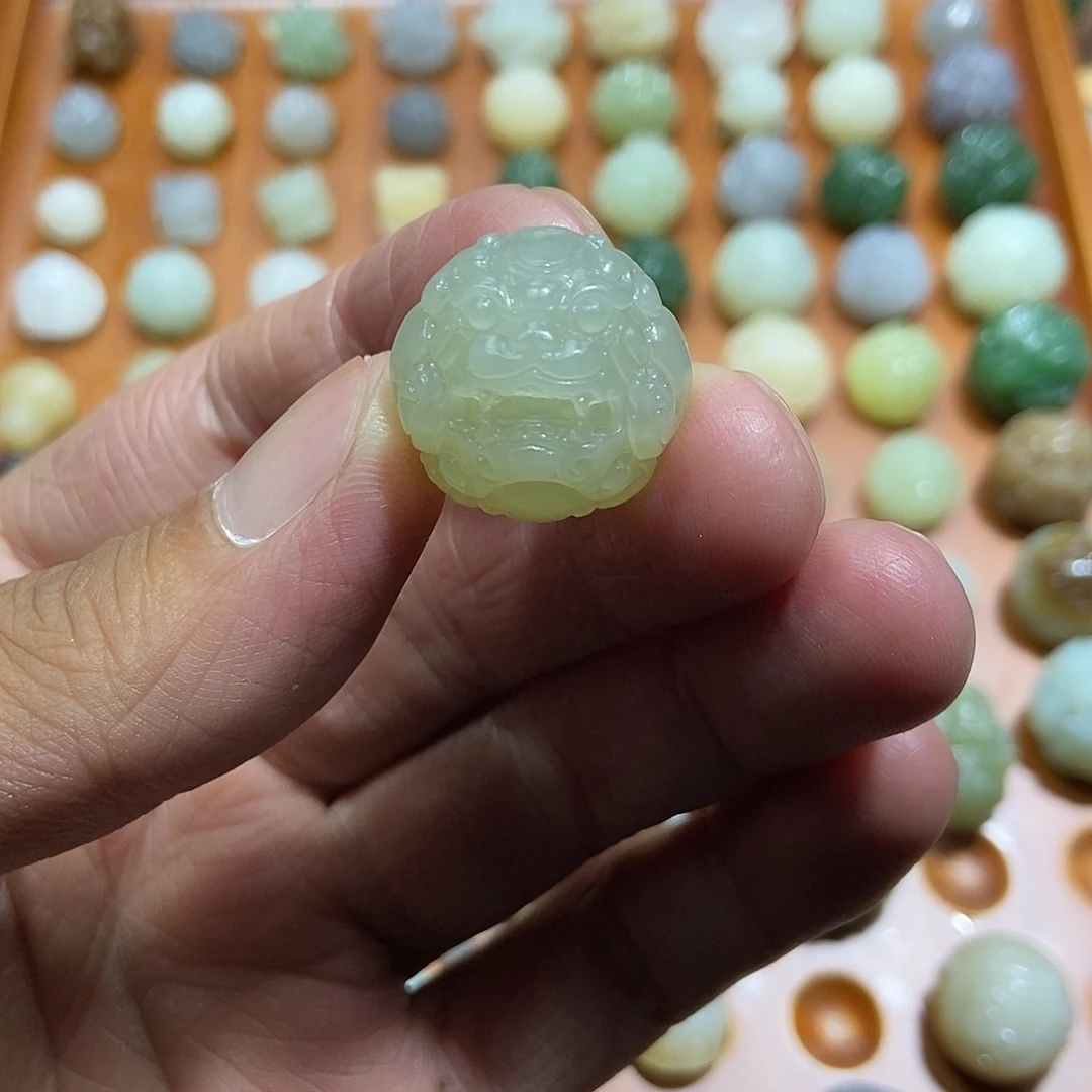 颈饰未镶嵌和田玉定制