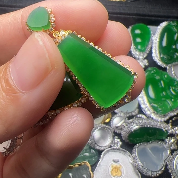 F***清翡翠18K金镶嵌吊坠(不含链)