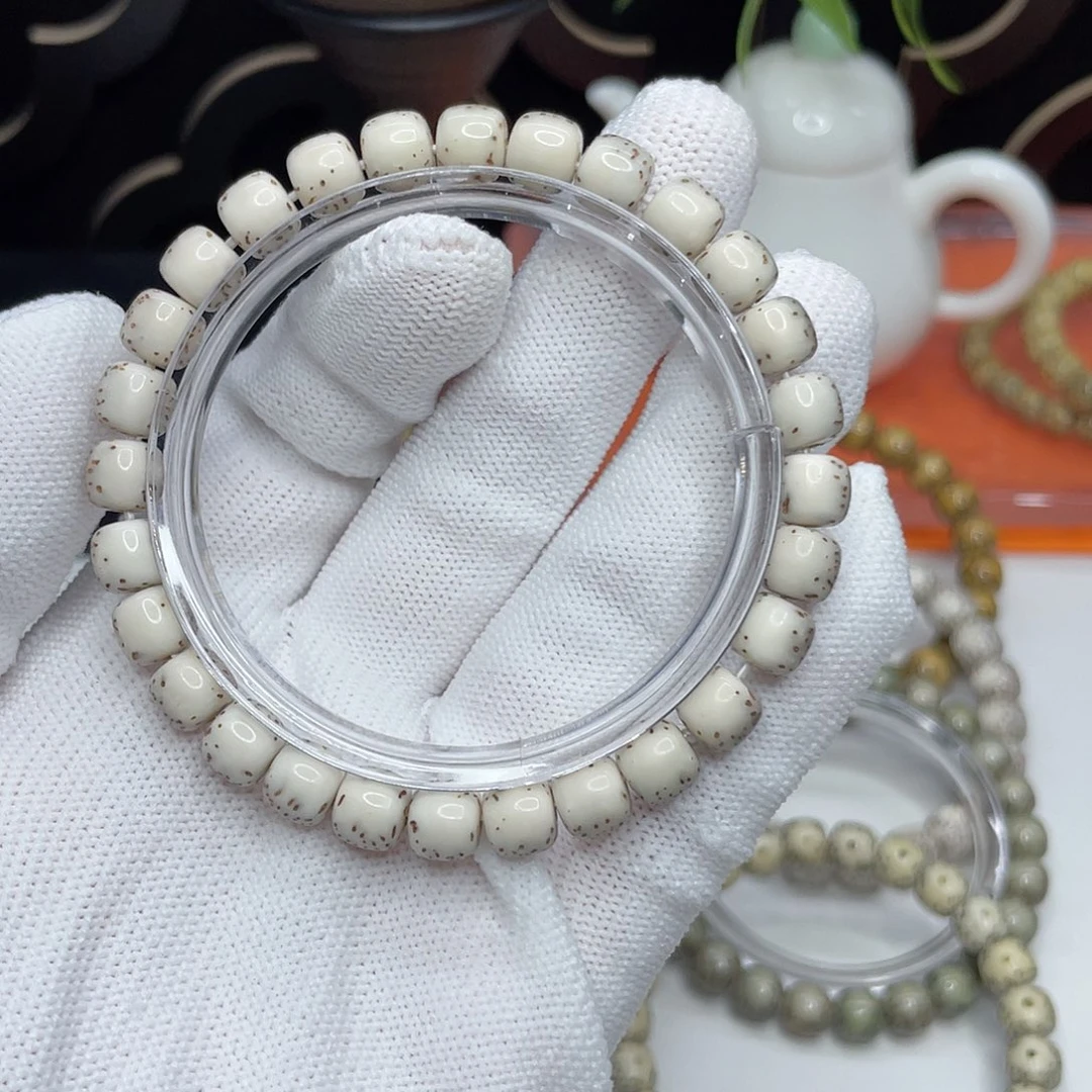 星月菩提吊坠13。8/7粉背糯冰河豚