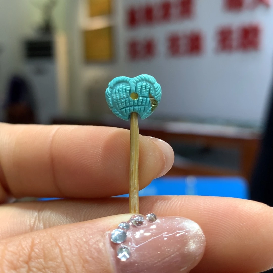 绿松石配饰未镶嵌