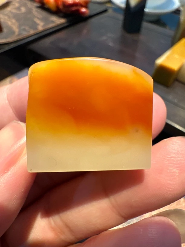 寿山彩虹旗降石非一图一物