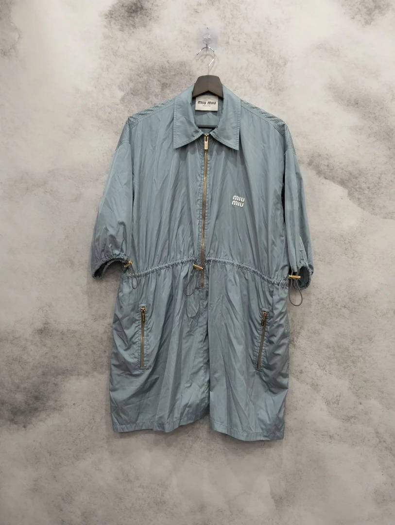 99新 MIU MIU/缪缪 葡萄籽奢潮/MIUMIU连体外套时尚/38