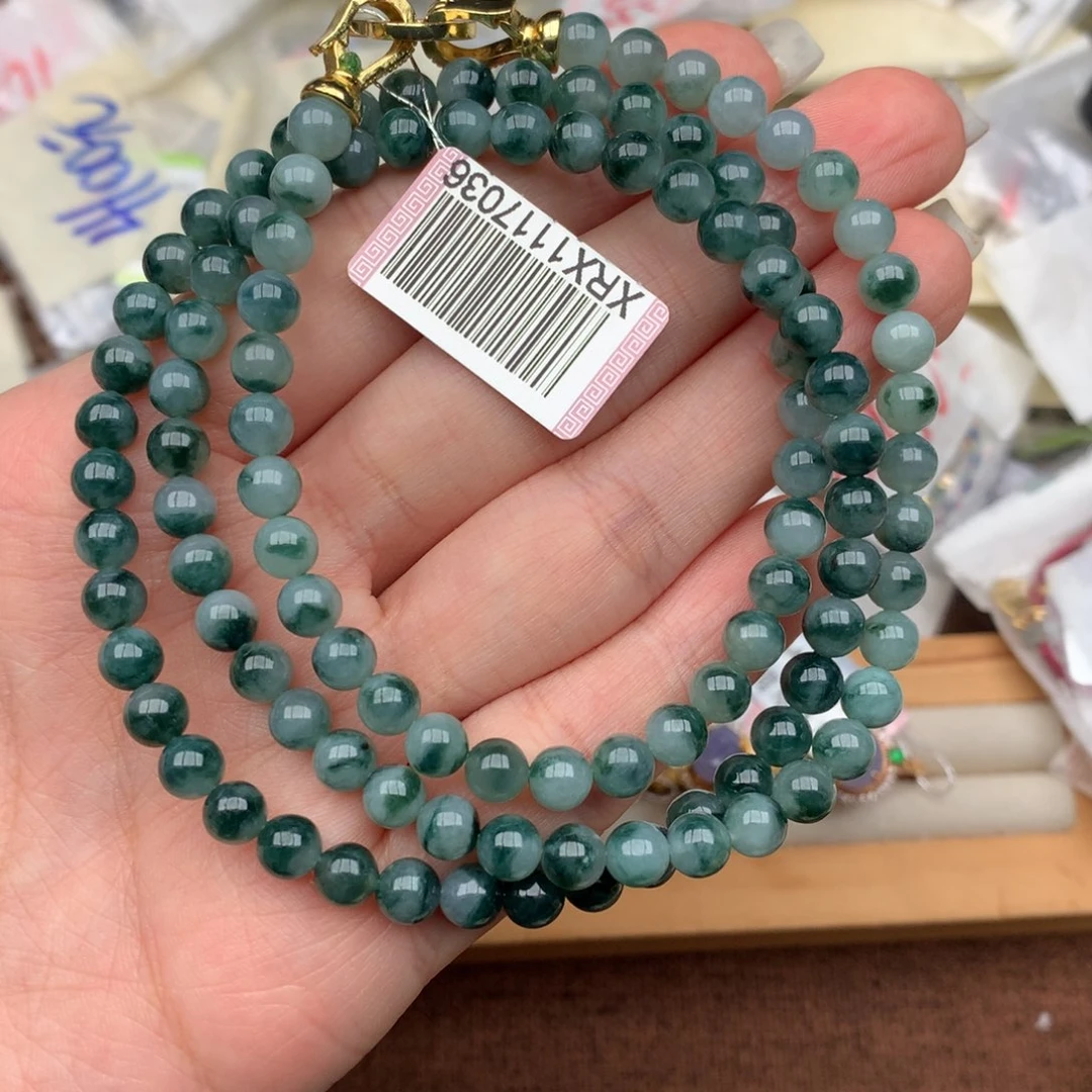 翡翠未镶嵌挂件….